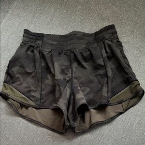 Lululemon hotty hot shorts